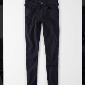 NWT American Eagle Hi-Rise Jeggings, size 10.